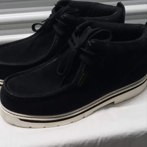 Black lugs boots size 11.5
